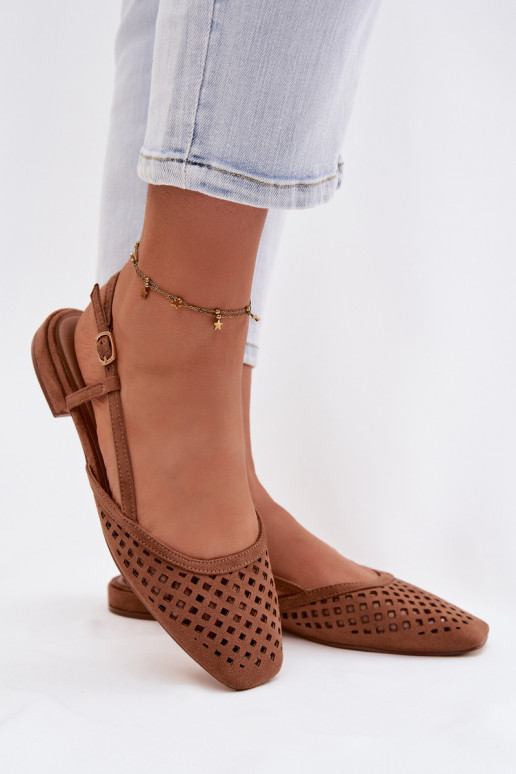 Ballerines ajouréesen daim écologiqueu marron Farivelle