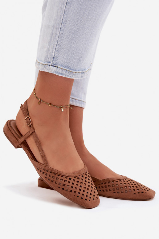 Ballerines ajouréesen daim écologiqueu marron Farivelle