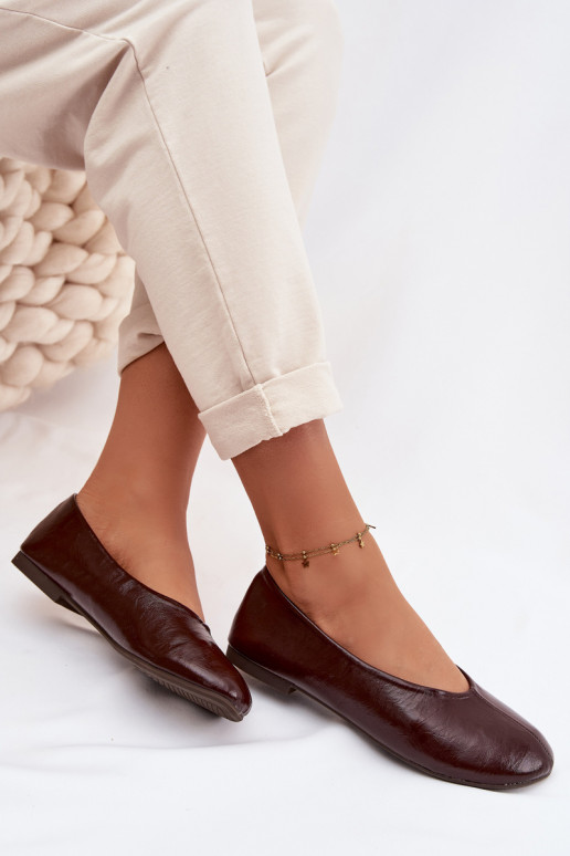 Gelakte ballerinas van ecoleer CzekoladoIne Selanora