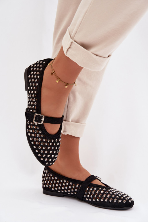 Ballerines Féminin avec des éléments ajourés avec des yeux qui clignotent I Bandesem couleur noire DANSilvessa