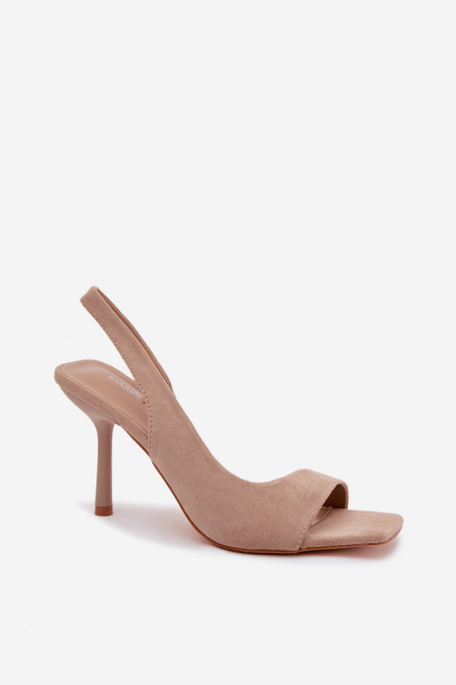 Sandales pour femmes avec des talons finsen daim écologiqueu beige Calvoria