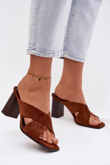 Dames slippers met hakken in bruine kleur Denessa