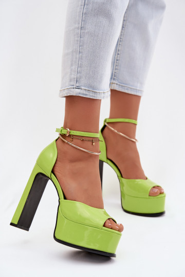 Lacke dames sandalen met hakken en platform in groene kleur Horvia 2