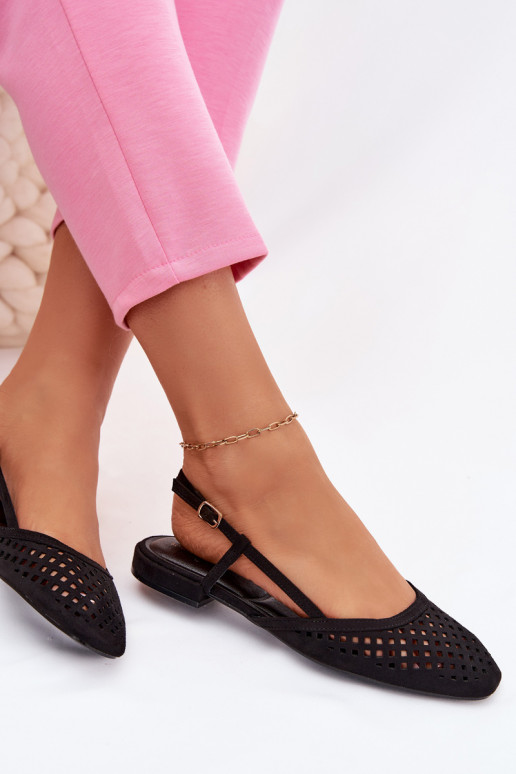 Ballerines ajouréesen daim écologiqueu couleur noire Farivelle