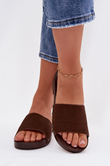 Pantoufles pour femmes avec des rivets avec des talons larges CzekoladoÀe Amelvessa 2