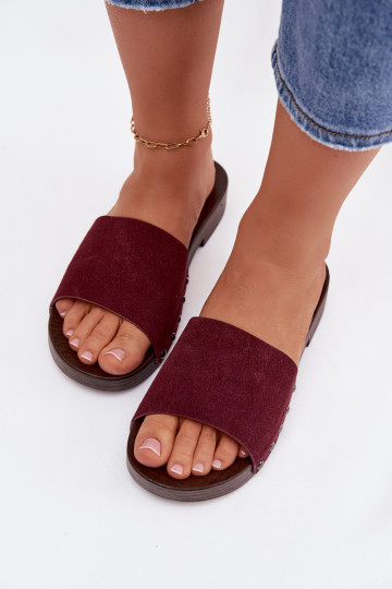 Dames slippers met studs en brede hakken in bordeaux Amelvessa