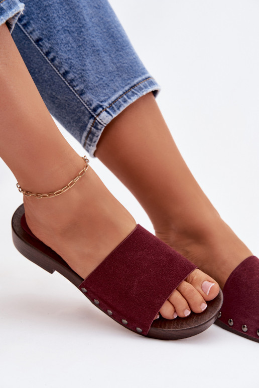 Damespantoffels met klinknagels met brede hakken bordeaux Amelvessa