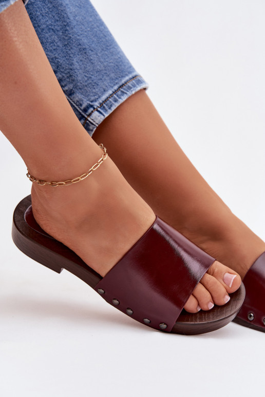 Damenhausschuhe mit Nieten mit breiten Absätzen Burgund Brinalle