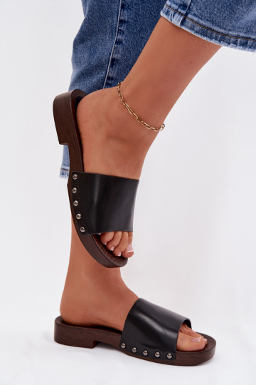 Dames slippers met studs en brede hakken in zwart Brinalle