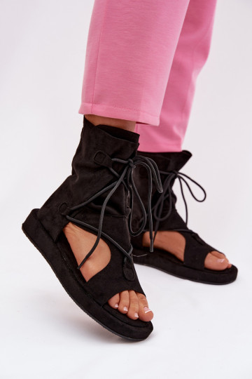 Sandales en daim artificiel pour femmes avec une tige et des lacets couleur noire Ferlisse 2