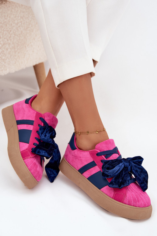 Chaussures modèle baskets FémininVeloursoÀą Arc couleur rose Ashlyn