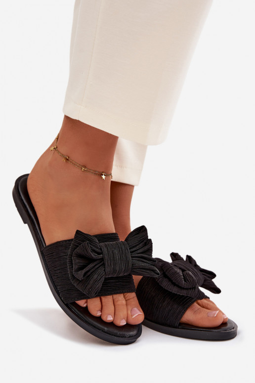 Dames zwarte pantoffels met brede hakken en strikken Amivelle