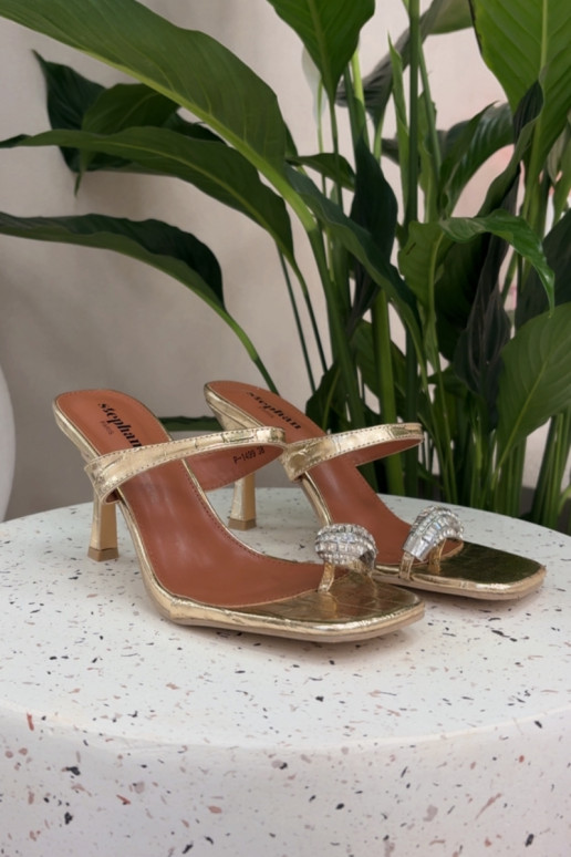 Dames gouden pantoffels met dunne hakken en decoratieve details Lorissa