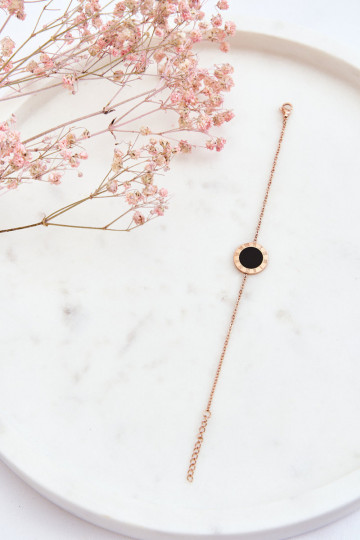 Dames armband celebrity in zwart met cirkel in roségoud 2