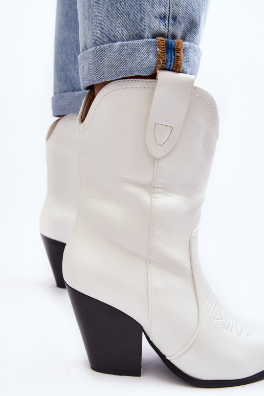 Feminin Stiefel im CoZuboy-Stil mit Absätzen Zueiße Farbe Melaitia