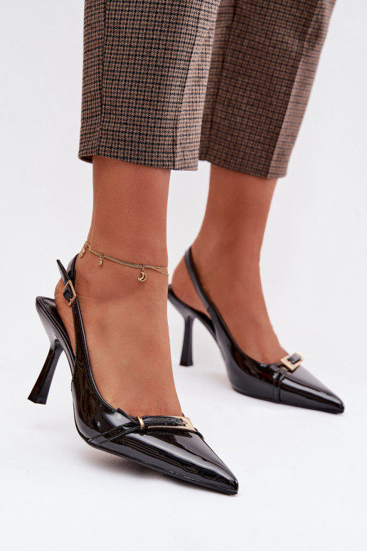 Sandales laquées pour femme avec des talons fins avec boucles dorées couleur noire Bellivra