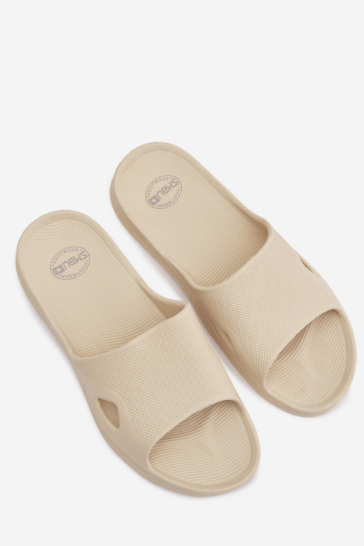Modèle classique Pantoufles pour femmes beige Juniria