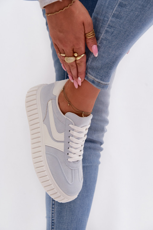 Chaussures modèle baskets Féminin avec une plateformeen daim écologiqueu bleu clair Cadrina