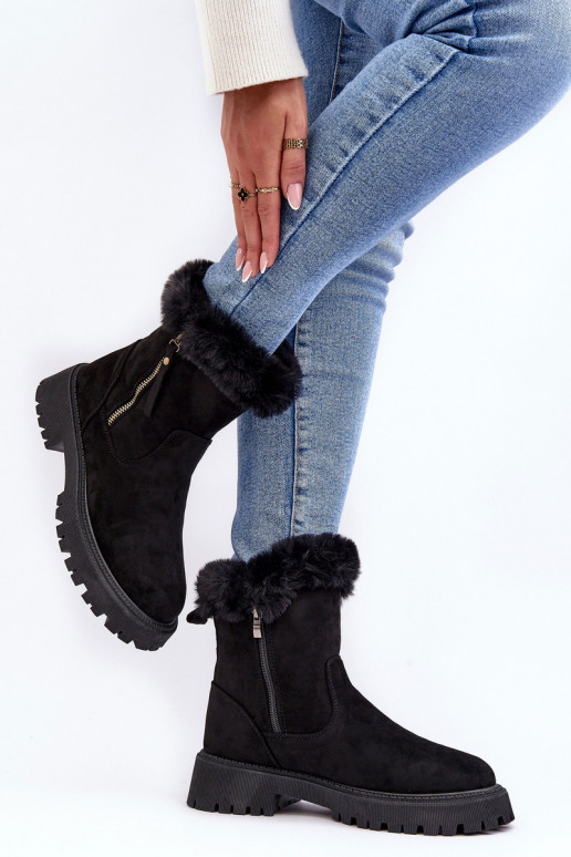 Bottes en daim Féminin avec un manteau de fourrure couleur noire Hasiva