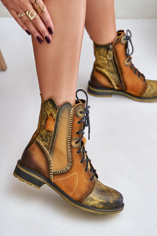 Haut Damenstiefel mit breiten Absätzen Es mussciejka 06719-07 gelbe Farbe