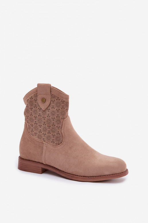 Bottes pour femmes avec des talons larges avec des éléments ajourés S.Barski HY61-8025 beige