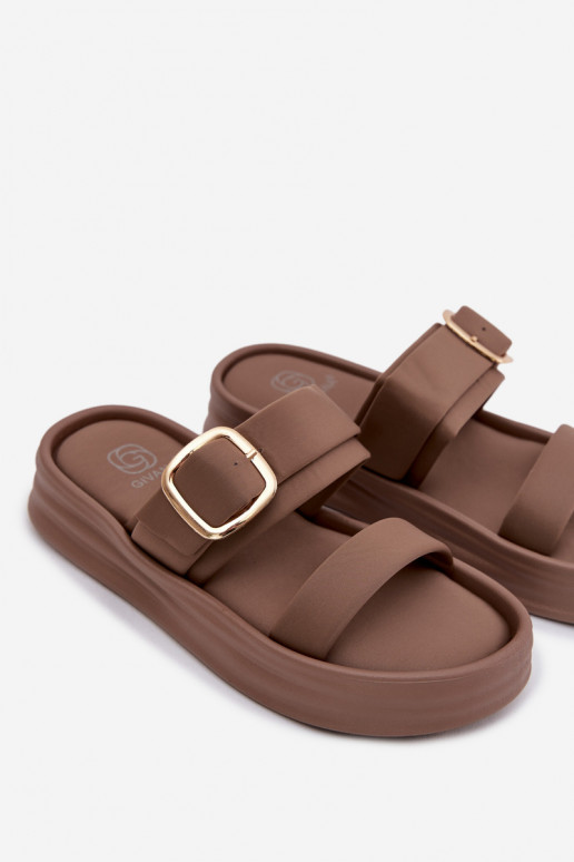  Pantoufles pour femmes avec une plateforme avec des bandes I Złotą avec boucles couleur kaki Ameliette