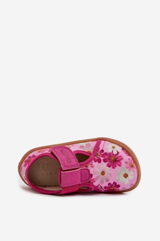 Chaussons Puéril avec attaches adhésives avec des fleurs Barefoot Froddo Cannvas G1700439-4 couleur rose