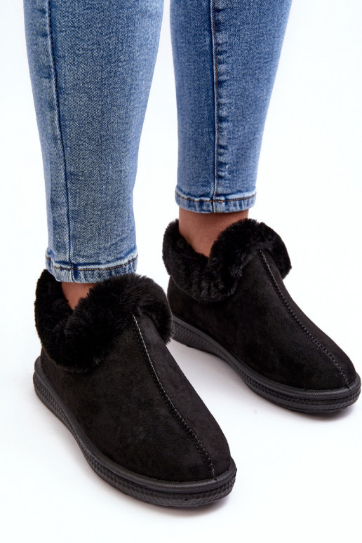 Faible Bottes de neige Féminin avec un manteau de fourrure couleur noire Pilani