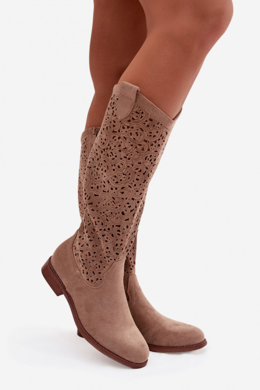 avec des éléments ajourés bottes pour femmes avec des talons larges S.Barski HY61-8023 beige