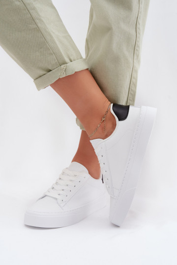 Sneakers Stilvollllschuhe Feminin aus Öko-Leder Big Star TT274928 HI-POLY SYSTEM Zueiße Farbe