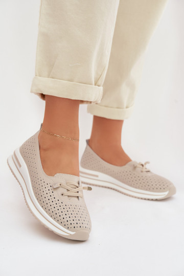 Peau avec des éléments ajourés chaussures Féminin S.Barski LR61-7044 beige