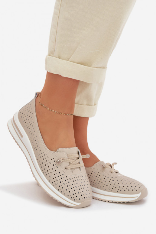 Peau avec des éléments ajourés chaussures Féminin S.Barski LR61-7044 beige