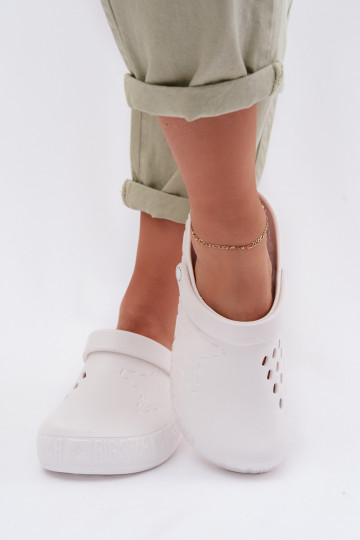 Chaussons Sabots Féminin Pantoufles légères Big Star TT274A081 couleur blanche 2