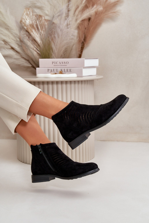 Damenstiefel mit breiten Absätzen mit durchbrochenen Elementen schZuarze Farbe S.Barski HY42-076