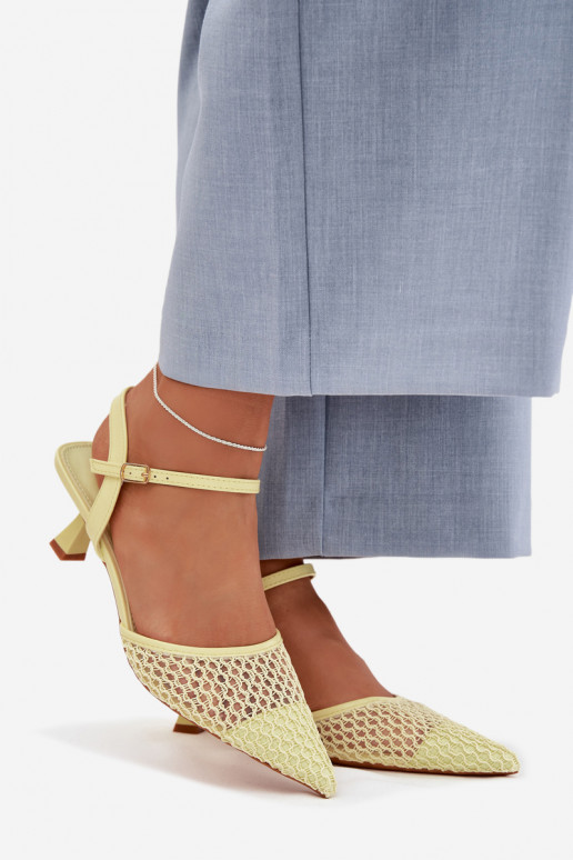 Sandales pour femmes avec des talons avec maille couleur jaune Brilora