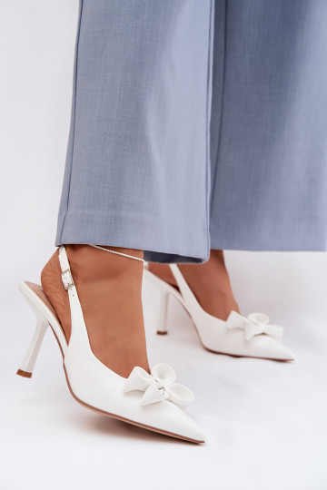 Sandales pour femmes à talons fins avec des nœuds de couleur blanche Jonera