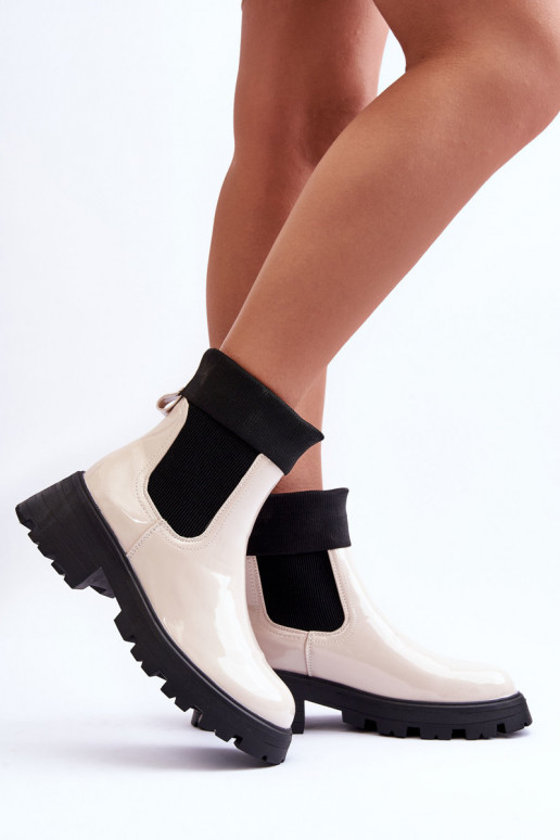 stylische Stiefel mit Lackeffekt Feminin Beige Pavo