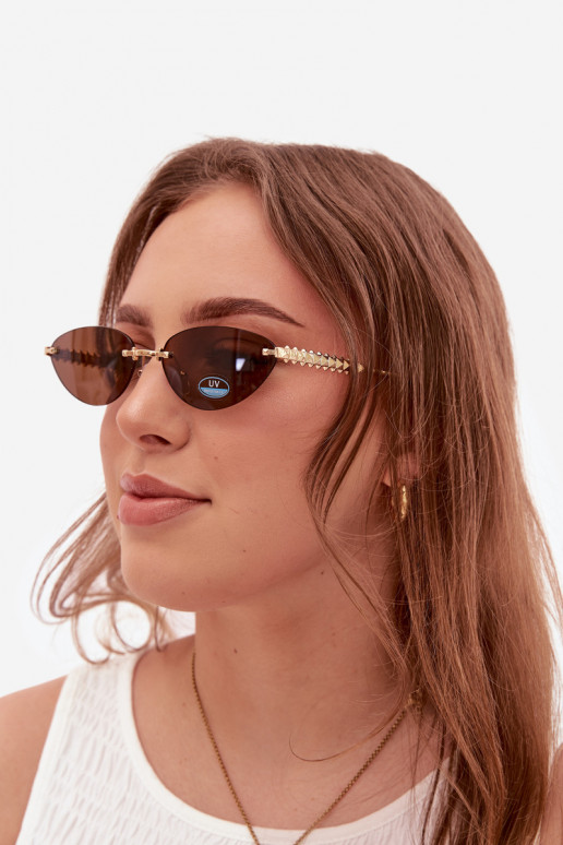 Des lunettes de soleil FémininFiltrem UV marron foncé