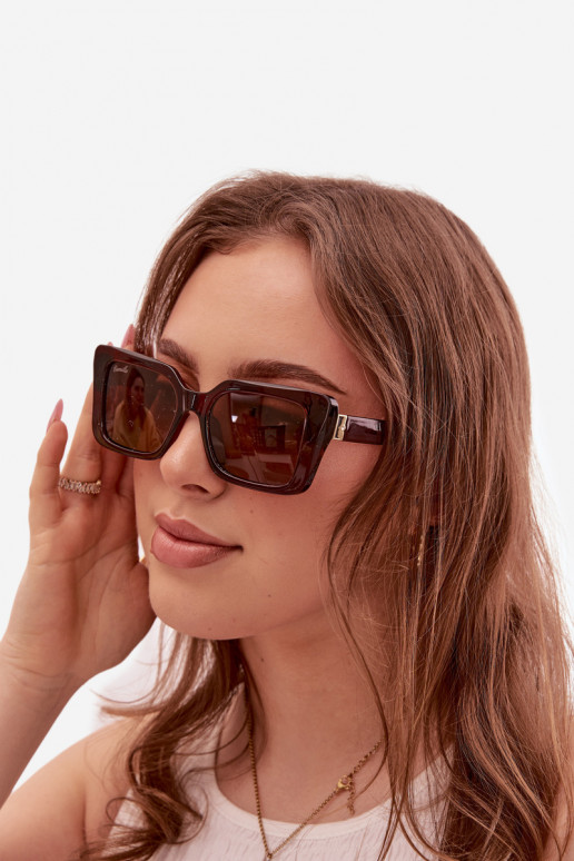 Des lunettes de soleil Féminin marron