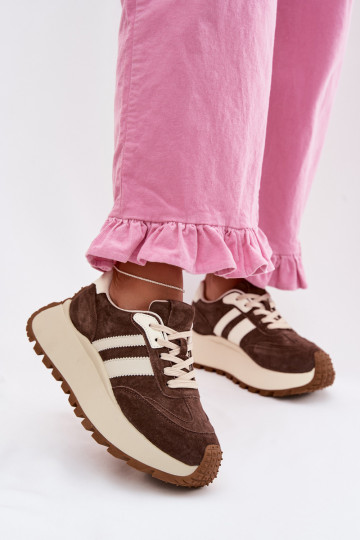 Sneakers model schoenen van suède met platform D&A GR61-5986 CzekoladoIne