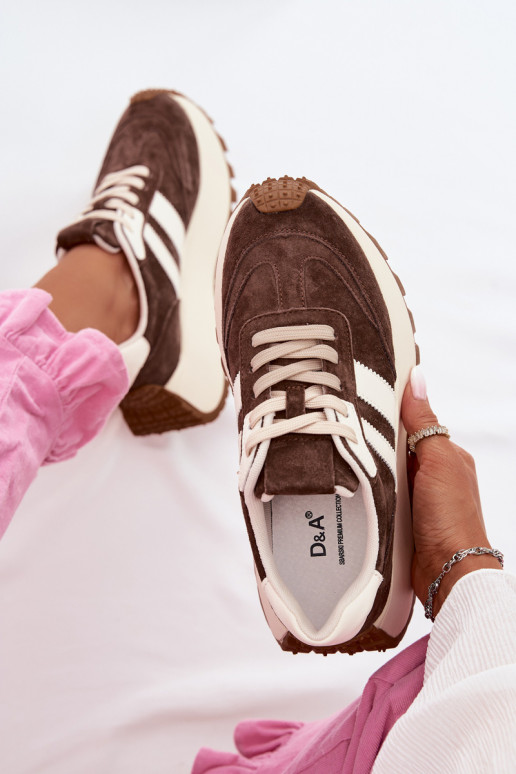 Chaussures modèle baskets en daim avec une plateforme D&A GR61-5986 CzekoladoÀe