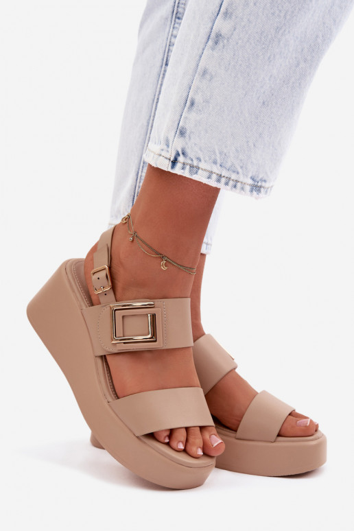 Damensandalen mit einer Plattform Mit Dekorationen Detalem Beige Nelira