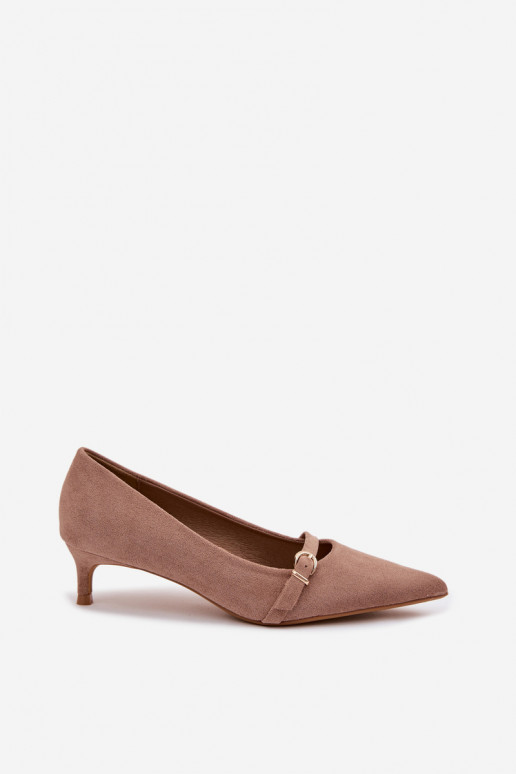 Schuhe Feminin Auf niedrigem Absatz mit verzierten Absätzen Beige Pirela