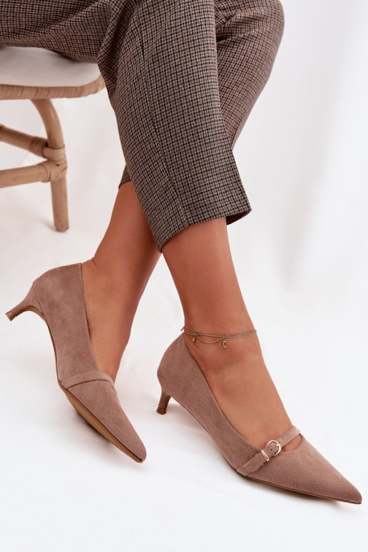 Schoenen Dames Op een lage hak met versierde hakken beige Pirela