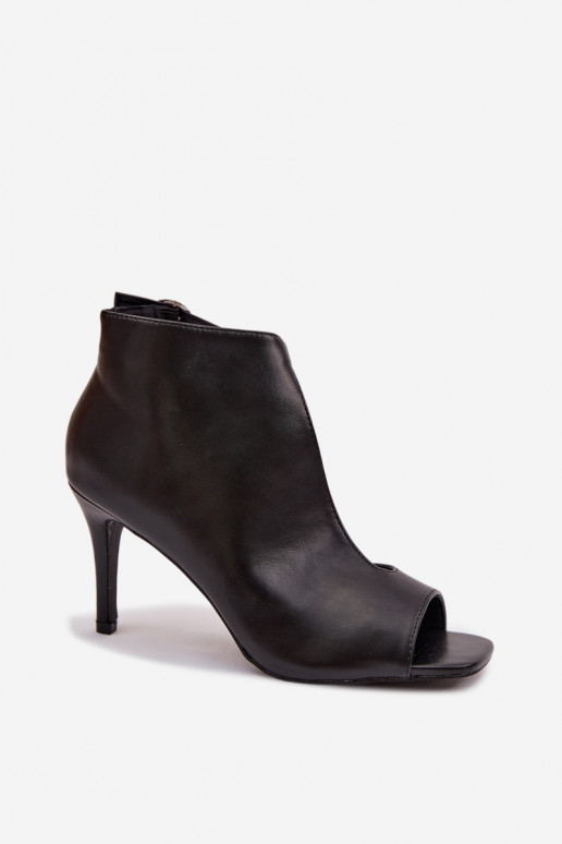 Sandales pour femmes avec des talons fins couleur noire Helira