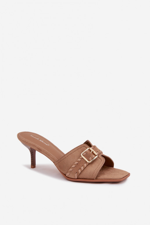 Pantoufles pour femmes avec des talons fins avec des sangles I Złotą avec boucles beige Jelira