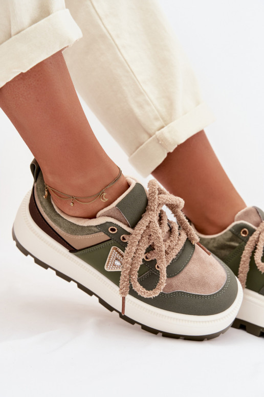 Chaussures modèle baskets Féminin avec une plateforme couleur verte Florinda