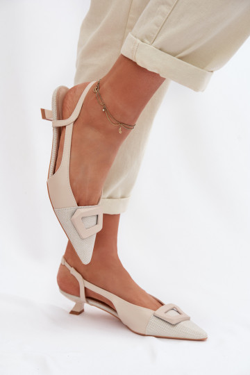 Sandales pour femmes Sur un talon bas Avec des décorations Detalem beige Camira