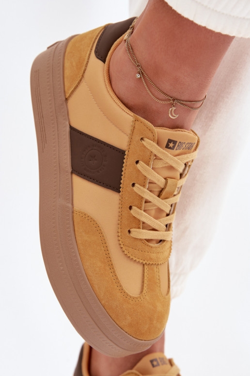 en daim Chaussures modèle baskets Féminin Big Star TT274166 couleur jaune