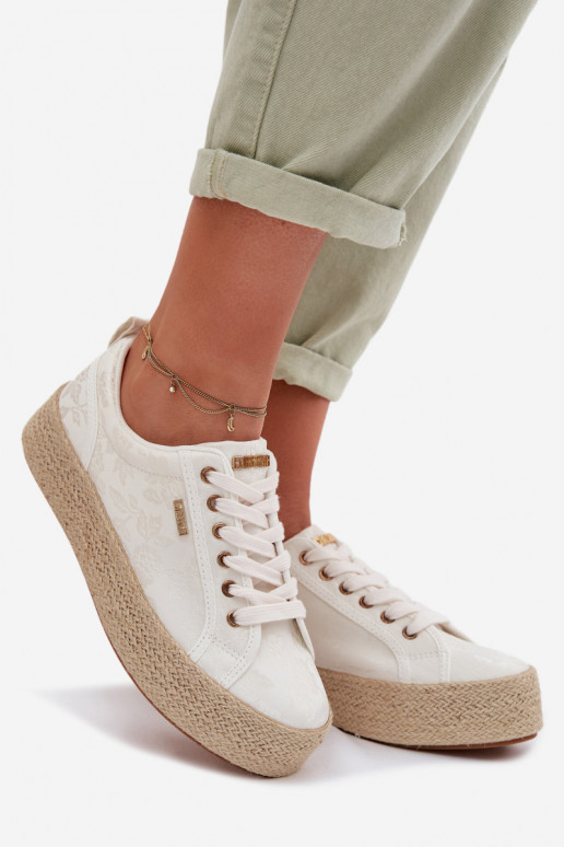 lässige Schuhe Espadrilles mit einer Plattform Big Star TT274346 elfenbeinfarbe